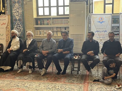 تصاویر / مجلس اربعین شهید اقتدار  محمد جواد ناصری در شهرستان هادیشهر