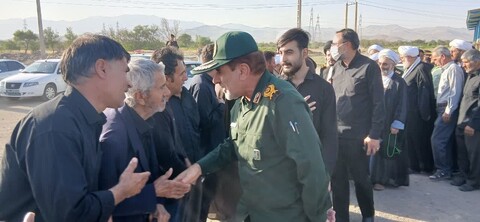 تصاویر / اقامه نماز میت بر پیکر مرحوم حجت الاسلام آقا میری توسط نماینده ولی فقیه در استان همدان