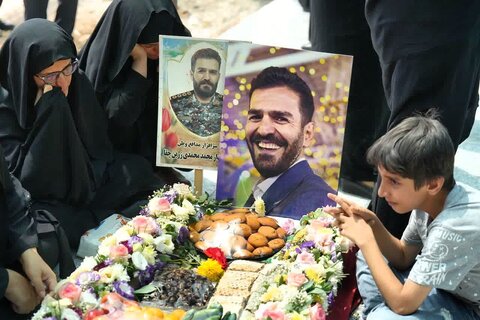 تصاویر مراسم اربعین شهدای جنگ ۱۲ روزه در خرم آباد