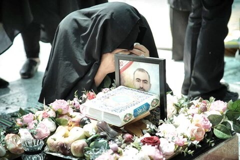 تصاویر مراسم اربعین شهدای جنگ ۱۲ روزه در خرم آباد