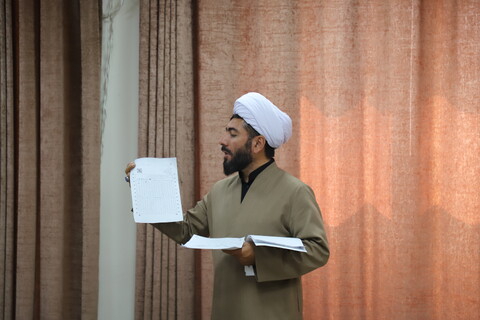 تصاویر/ آزمون ورودی حوزه های علمیه کردستان در سنندج