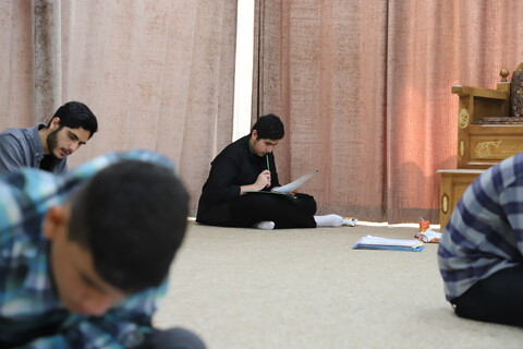 تصاویر/ آزمون ورودی حوزه های علمیه کردستان در سنندج