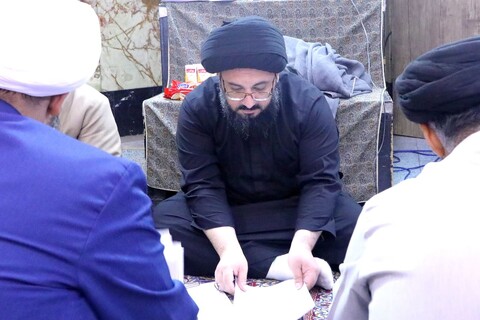 تصاویر/ آزمون ورودی حوزه های علمیه در استان یزد برگزار شد