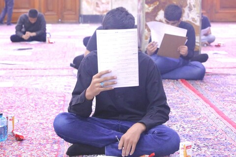 تصاویر/ آزمون ورودی حوزه های علمیه در استان یزد برگزار شد