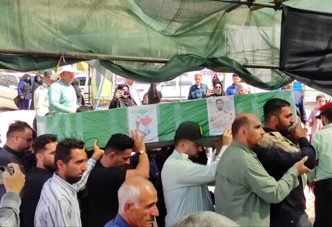 تشییع باشکوه پیکر شهید والامقام «علی بداق» در خرم‌آباد