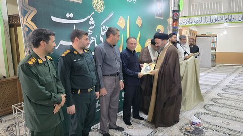 تصاویر/ اقامه نماز جمعه ماکو