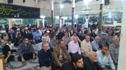 تصاویر/ اقامه نماز جمعه ماکو