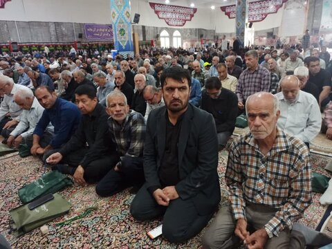 تصاویر/ نمازعبادی سیاسی جمعه کاشان