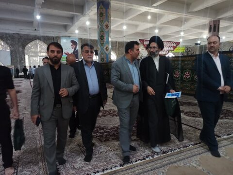 تصاویر/ نمازعبادی سیاسی جمعه کاشان