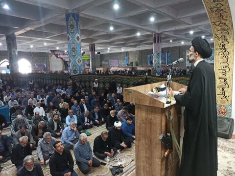 تصاویر/ نمازعبادی سیاسی جمعه کاشان