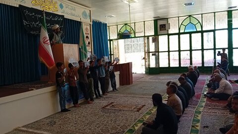 تصاویر/ نماز جمعه و راهپیمایی در شهر یزدان‌آباد