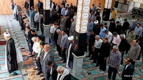 تصاویر/ اقامه نماز جمعه شهر کشاورز