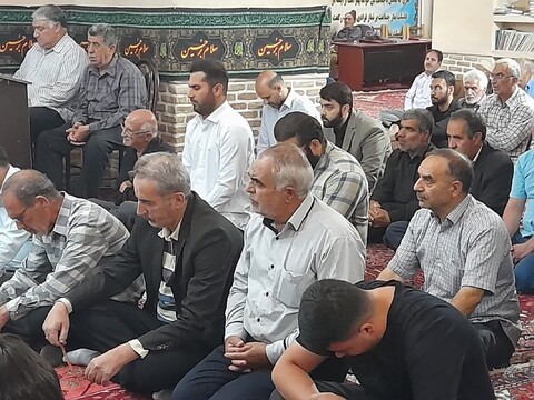 تصاویر/ اقامه نمازجمعه در شبستر