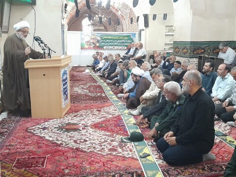 تصاویر/ اقامه نمازجمعه در شبستر