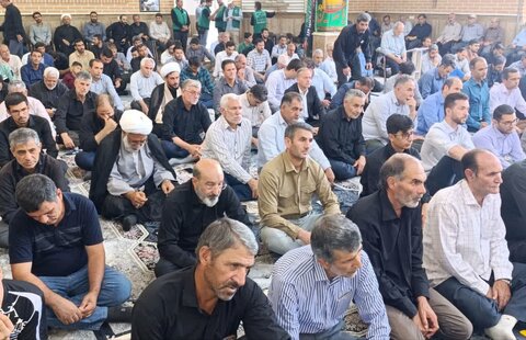 تصاویر/ اقامه نماز جمعه نقده