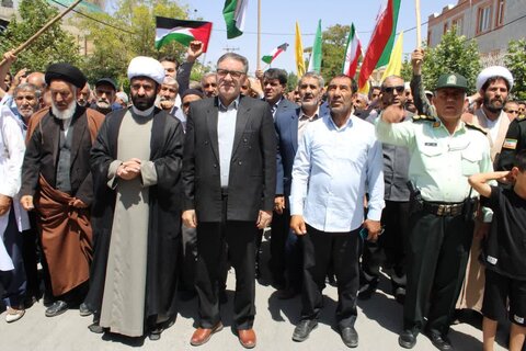 تصاویر راهمیمایی جمعه خشم و نصر در دلفان   ‌‌‌‌‌‌‎‌‎‌