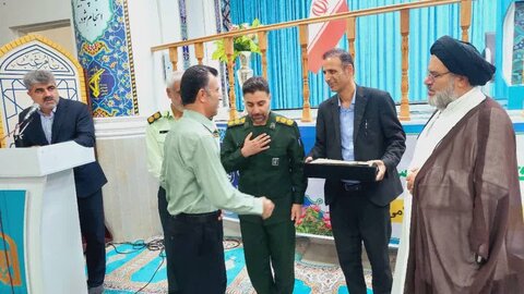 نمازجمعه شهر جم به روایت تصویر