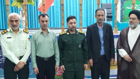 نمازجمعه شهر جم به روایت تصویر