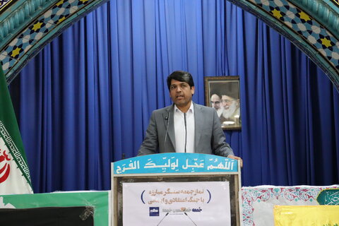 نمازجمعه دیر به روایت تصویر