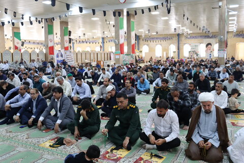 نمازجمعه دیر به روایت تصویر