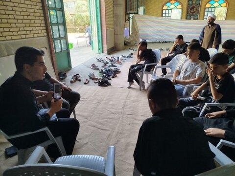 تصاویر کلاس‌های اوقات فراغت طرح تربیتی شهید حاجی‌زاده در خرم آباد