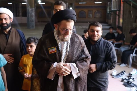 تصاویر میز خدمت اعضای اقامه نماز جمعه خرم آباد