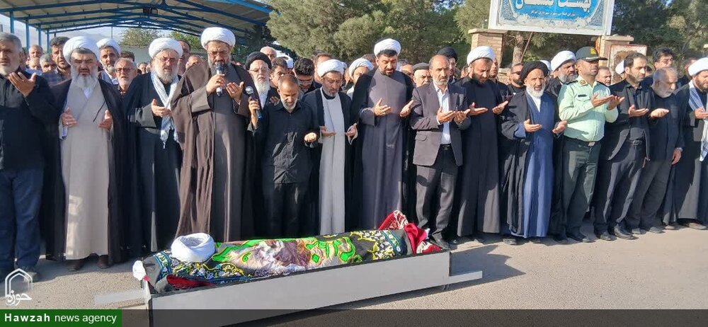 نماز میت بر پیکر امام جمعه فقید بخش جوکار اقامه شد