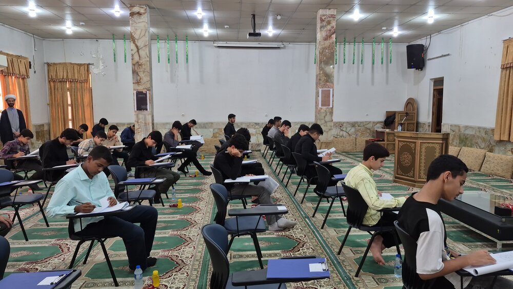 آزمون ورودی حوزه علمیه استان بوشهر برگزار شد