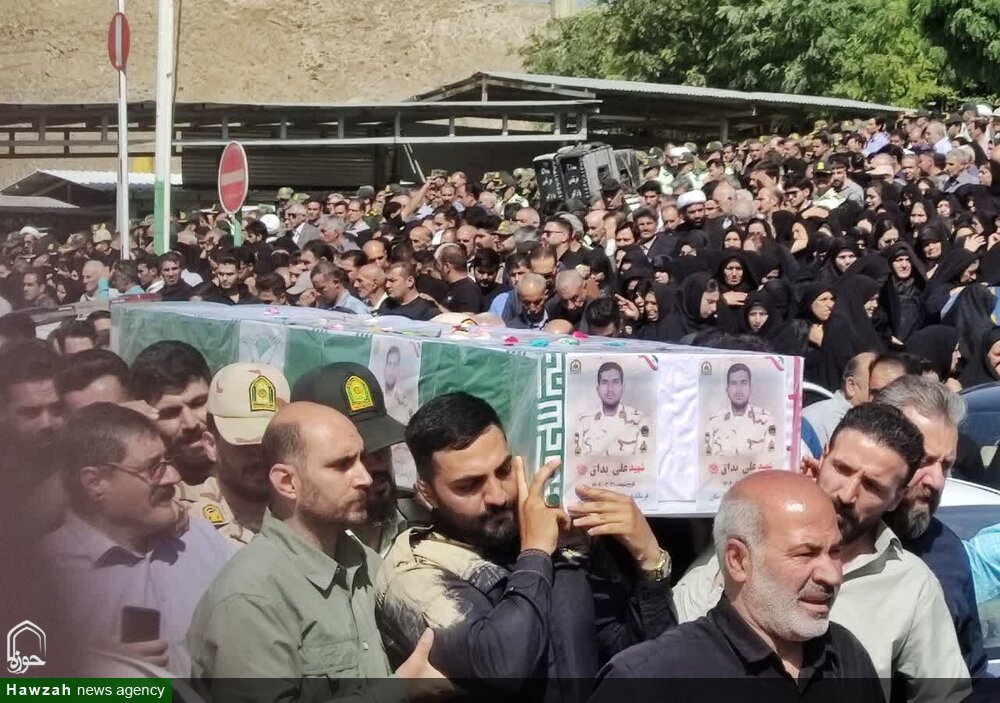 تشییع پیکر شهید مرزبان لرستانی در خرم آباد
