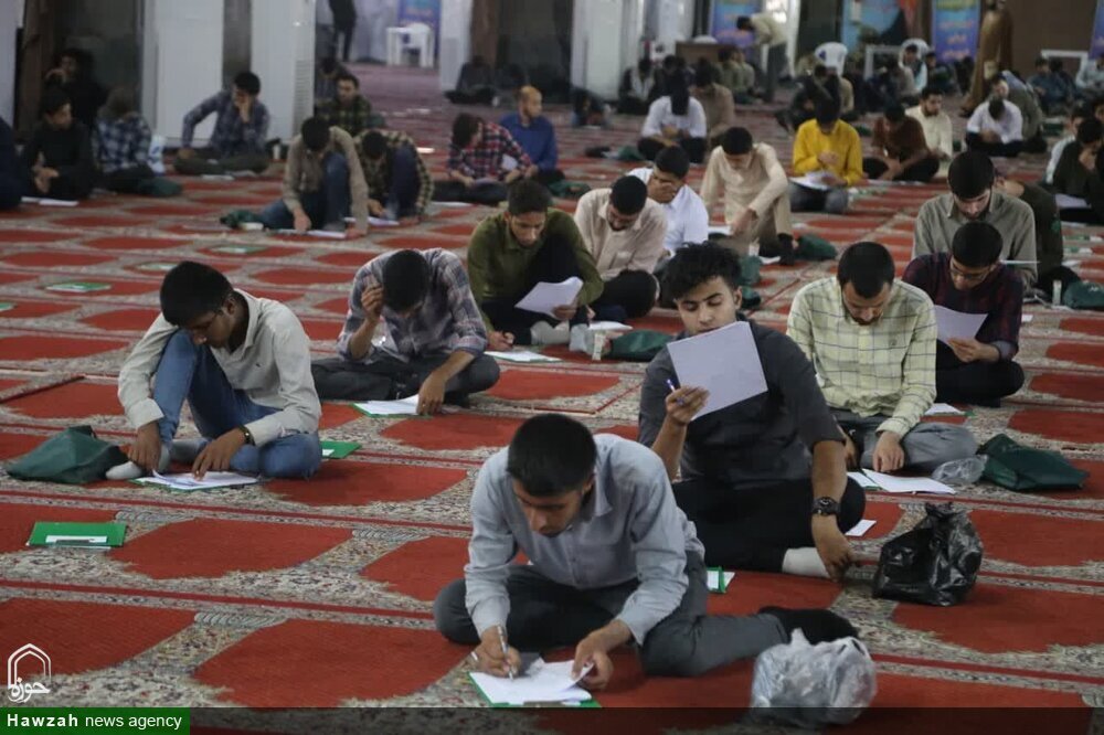 حضور بیش از ۹۰۰نفر در آزمون ورودی حوزه علمیه خوزستان