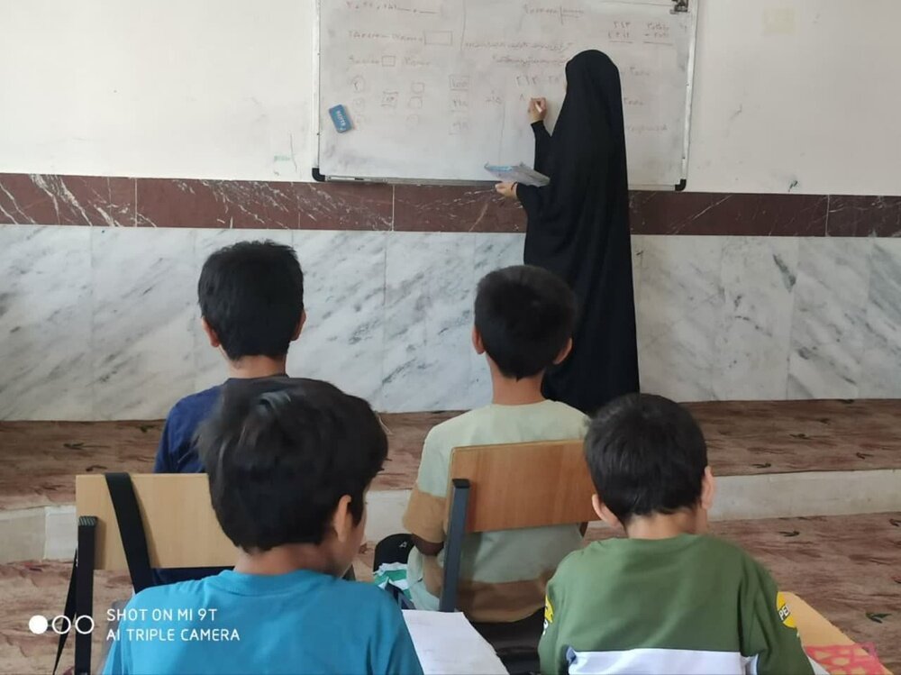 برگزاری کلاس‌های تابستانی به همت مرکز تخصصی الزهرا(س) شهرستان قروه