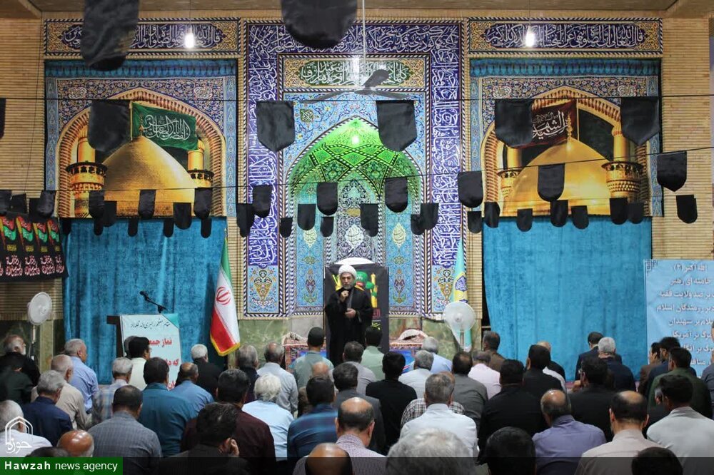 شیعه واقعی کسی است که محاسباتش را با حجت خدا هماهنگ کند+عکس