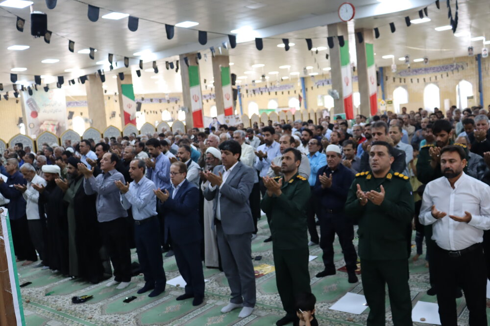 نمازجمعه دیر به روایت تصویر