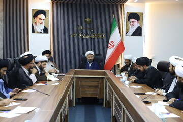 تصاویر/جلسه پایش پرونده طلاب مدارس علمیه کردستان