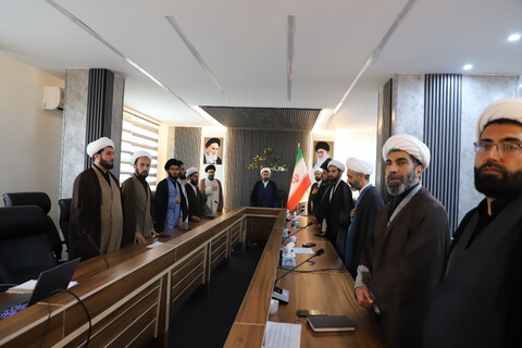 تصاویر/جلسه پایش پرونده طلاب مدارس علمیه کردستان