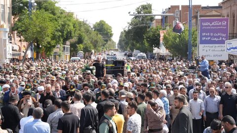 تصاویر/ تشییع پیکر مطهر شهید جواد نارنجی در ارومیه