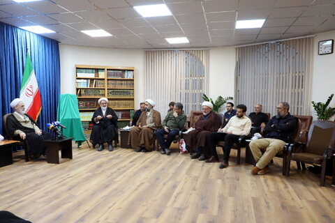 تصاویر/  نشست خبري رونمایی از پوستر فراخوان مقالات کنگره علمی و بین‌المللی امناءالرسل