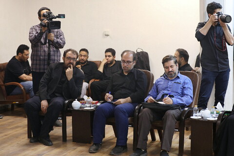 تصاویر/  نشست خبري رونمایی از پوستر فراخوان مقالات کنگره علمی و بین‌المللی امناءالرسل