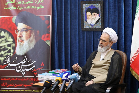 تصاویر/  نشست خبري رونمایی از پوستر فراخوان مقالات کنگره علمی و بین‌المللی امناءالرسل