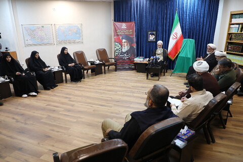 تصاویر/  نشست خبري رونمایی از پوستر فراخوان مقالات کنگره علمی و بین‌المللی امناءالرسل