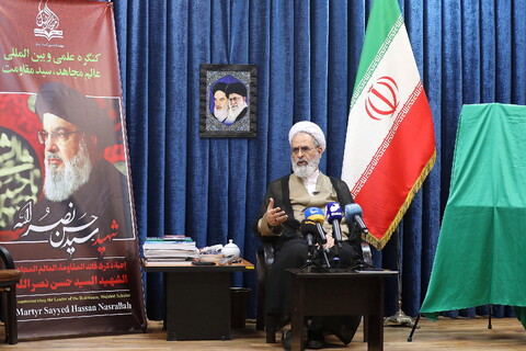 تصاویر/  نشست خبري رونمایی از پوستر فراخوان مقالات کنگره علمی و بین‌المللی امناءالرسل