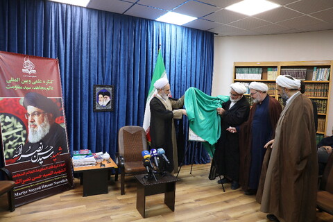 تصاویر/  نشست خبري رونمایی از پوستر فراخوان مقالات کنگره علمی و بین‌المللی امناءالرسل