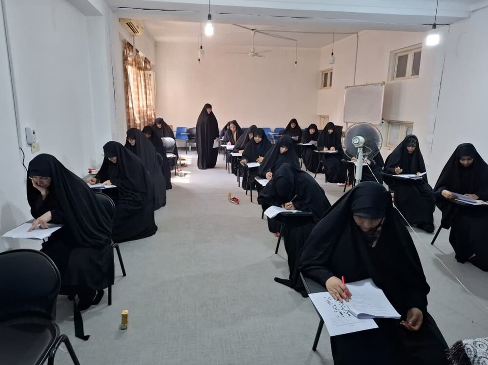 برگزاری آزمون کتبی مشاوران مدارس علمیه خواهران مازندران