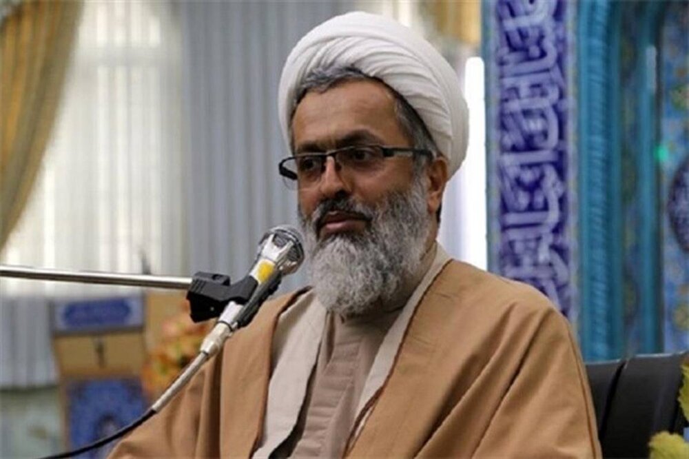 امام جمعه‌ای که برای کار خیر مرز ندارد