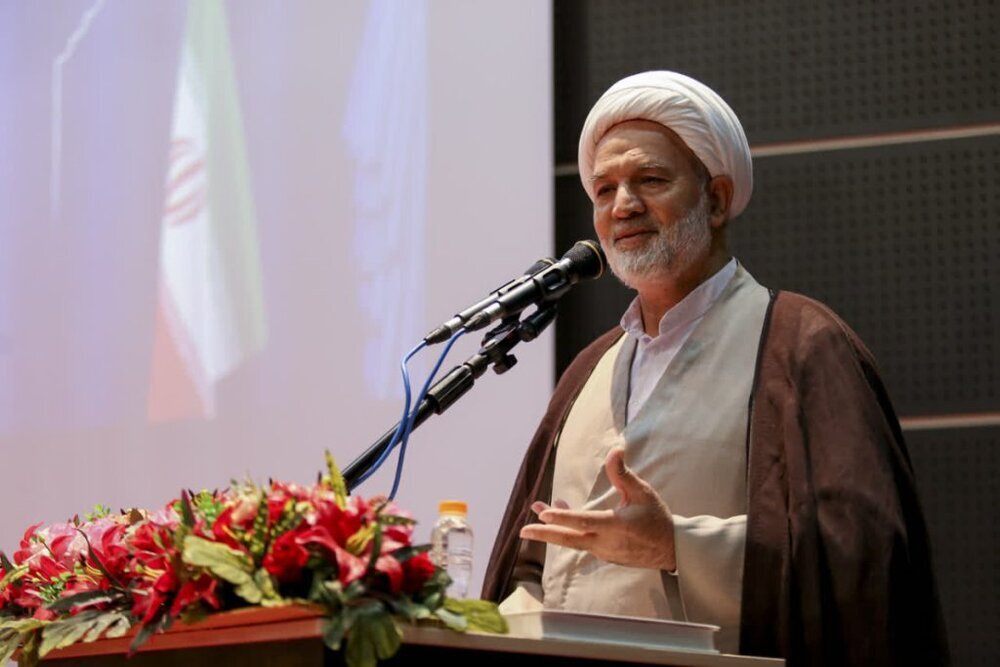 Qom MP: Arbaeen Is a Global Platform for Imam Hussein’s Message