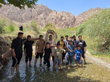 تصاویر/ اردوی یک روزه طلاب حوزه علمیه ثامن الائمه حاجی آباد