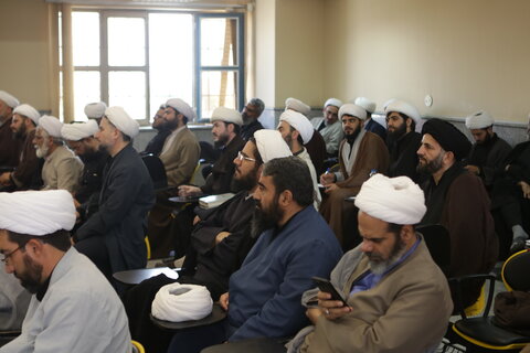 اجلاسیه پایش پرونده های تحصیلی طلاب همدان