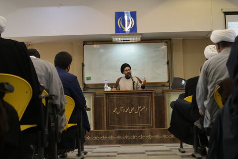 اجلاسیه پایش پرونده های تحصیلی طلاب همدان