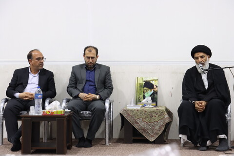 دیدار مدیران دستگاه قضا خوزستان با نماینده ولی فقیه