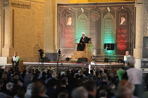 تصاویر/ هشتمین شب سوگواری اباعبدالله در شهر کرمان